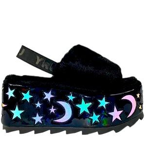 Yru platform sandals